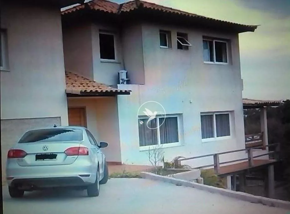 Casa, 4 quartos, 240 m² - Foto 2
