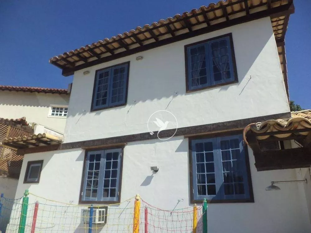 Casa de Condomínio à venda com 5 quartos, 300m² - Foto 2