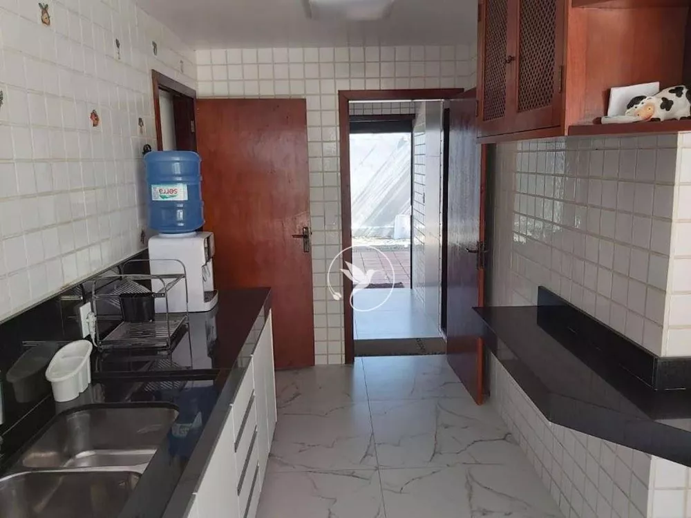 Casa, 7 quartos, 300 m² - Foto 4