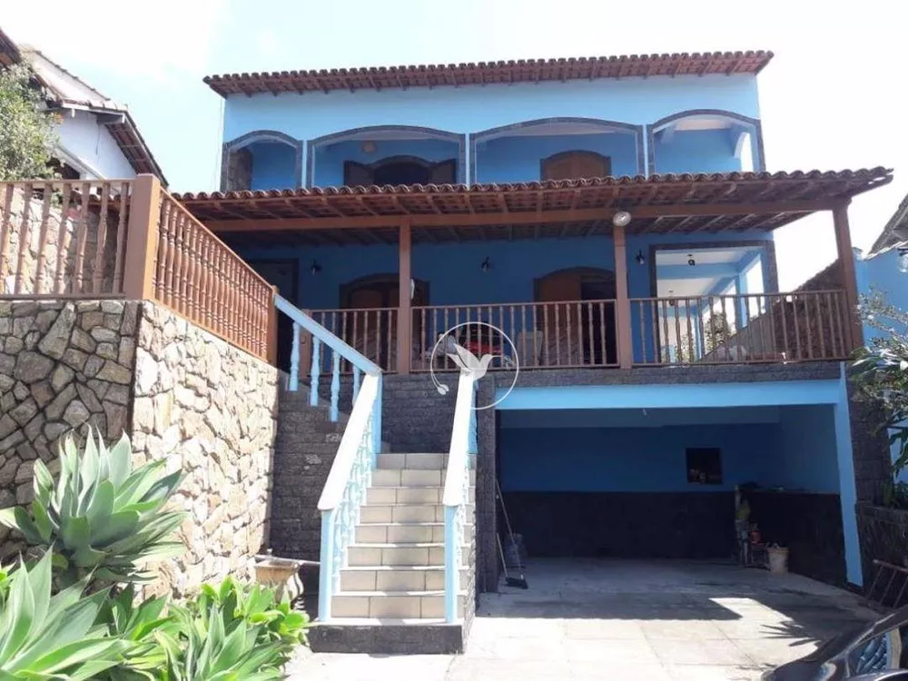 Casa de Condomínio à venda com 4 quartos, 313m² - Foto 2