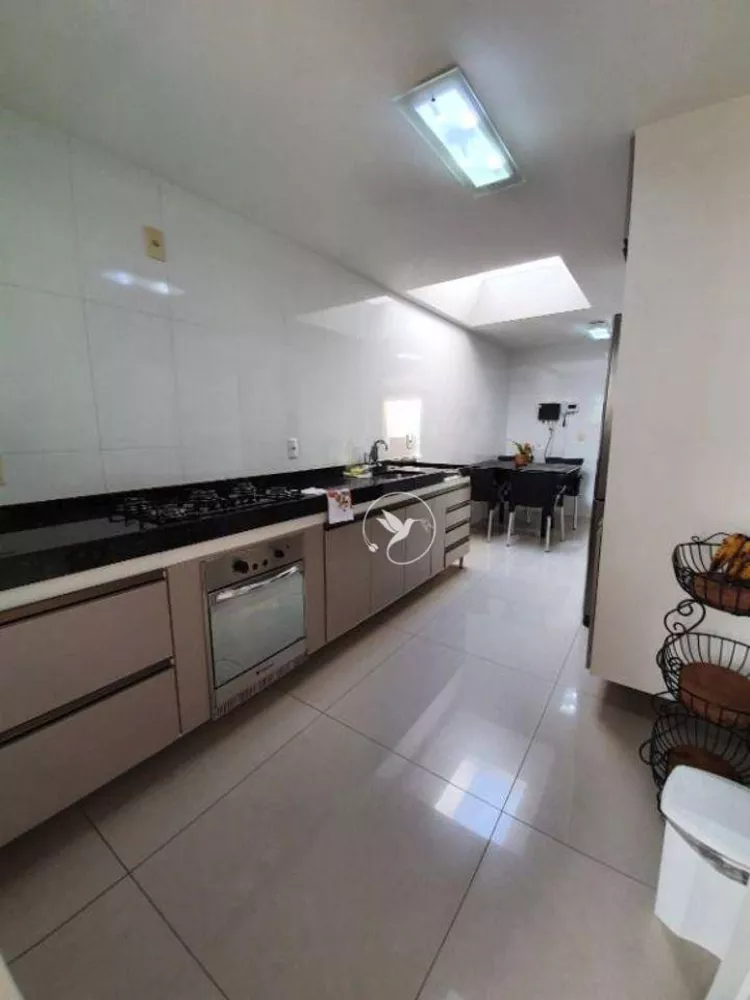 Casa, 6 quartos, 355 m² - Foto 32