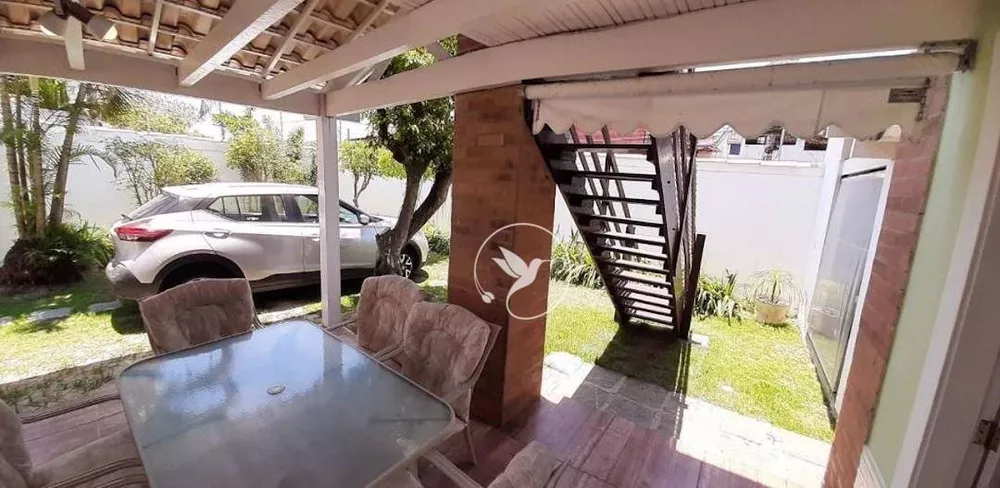 Casa, 5 quartos, 234 m² - Foto 2