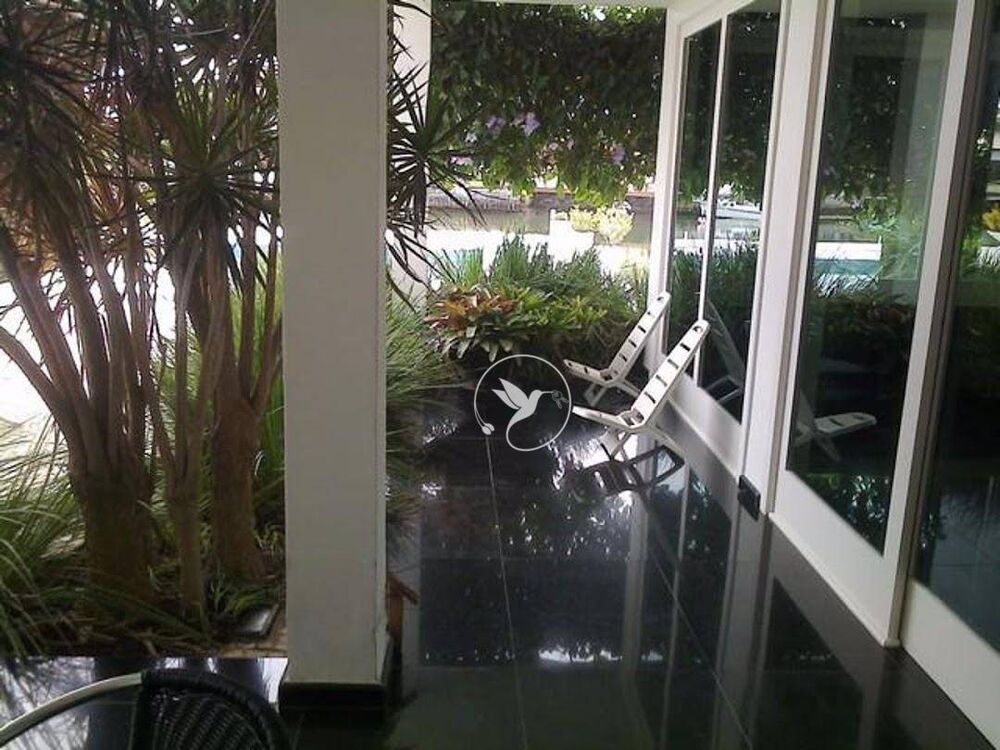 Casa à venda com 3 quartos, 280m² - Foto 7