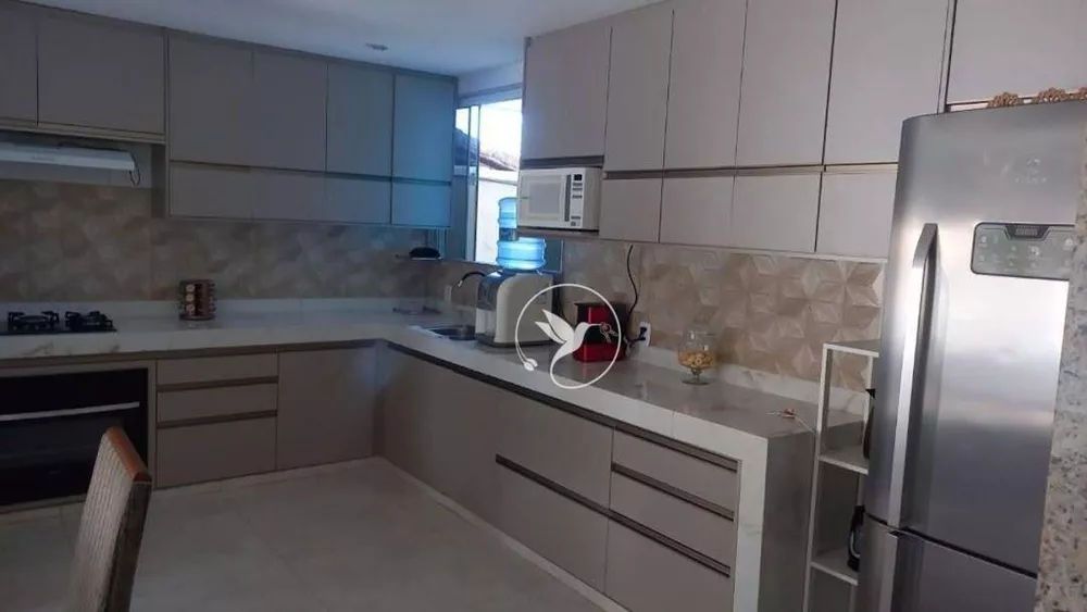 Casa, 4 quartos, 270 m² - Foto 10