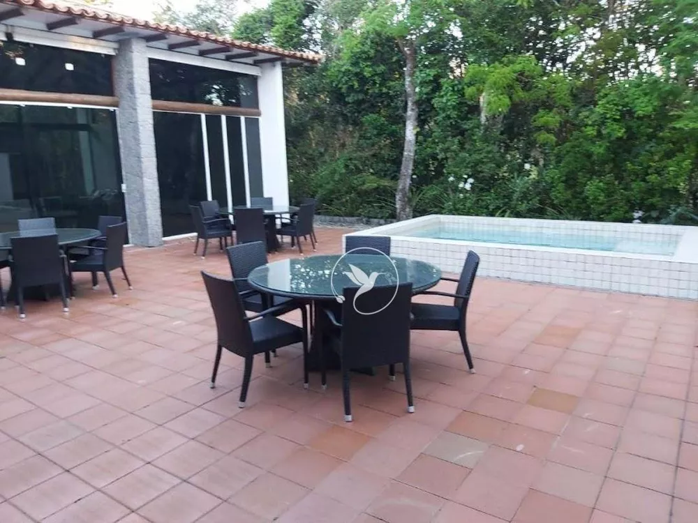 Casa de Condomínio à venda com 3 quartos, 340m² - Foto 3