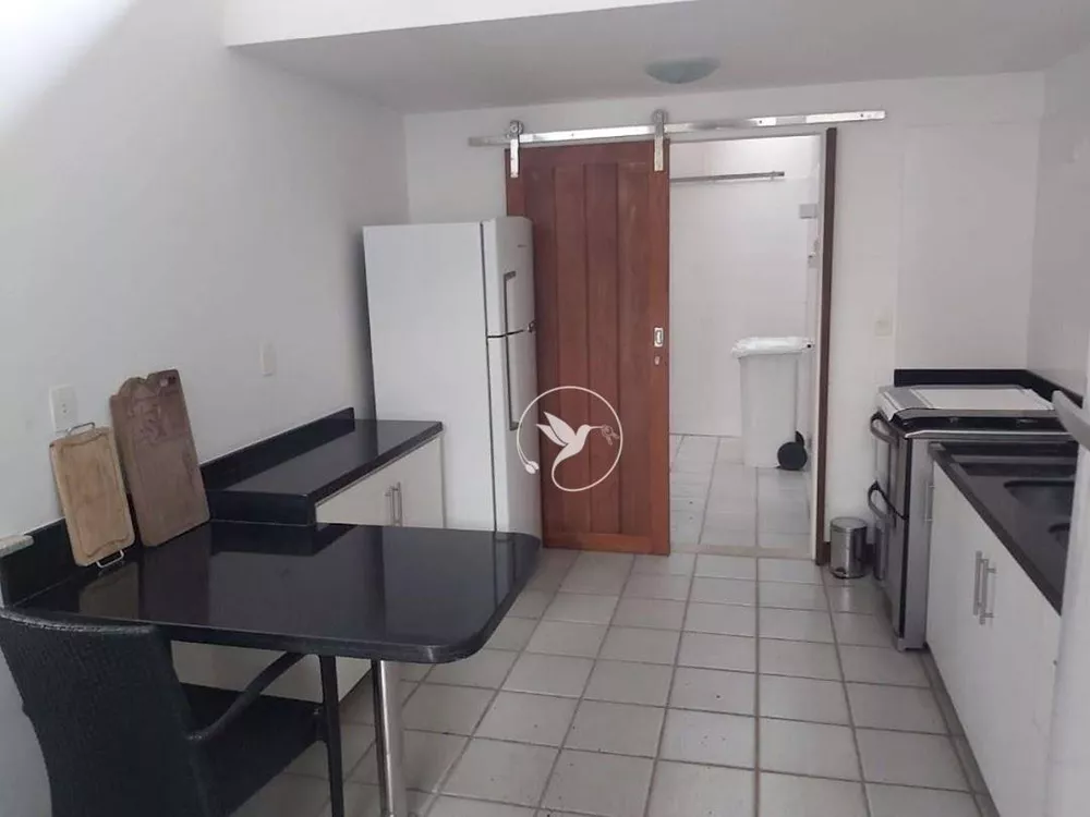 Casa de Condomínio à venda com 3 quartos, 340m² - Foto 12