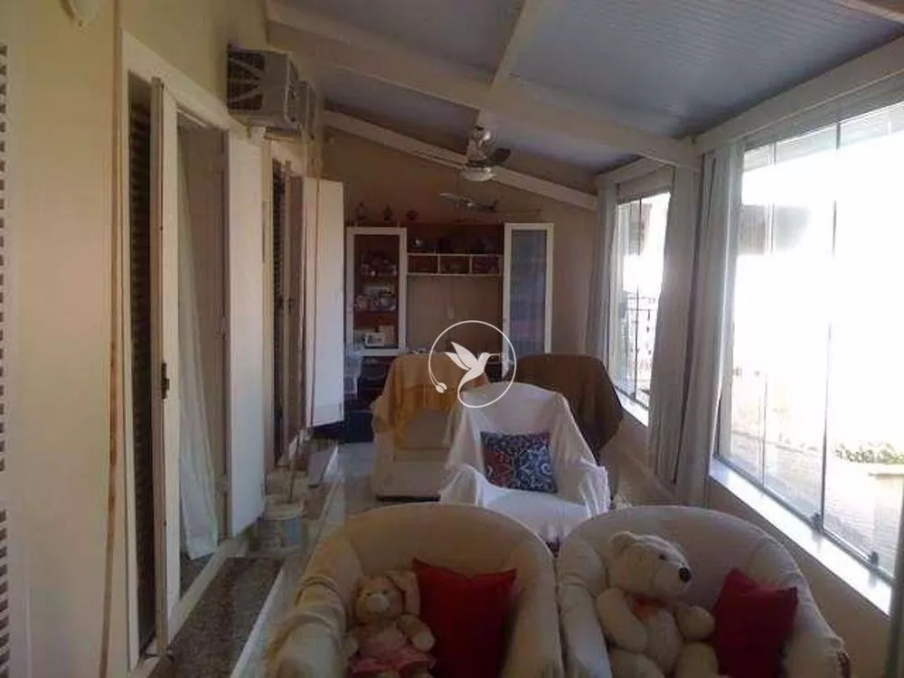 Casa, 4 quartos, 246 m² - Foto 3