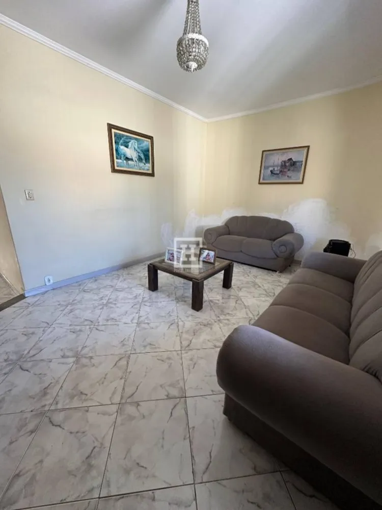 Casa, 3 quartos, 204 m² - Foto 1