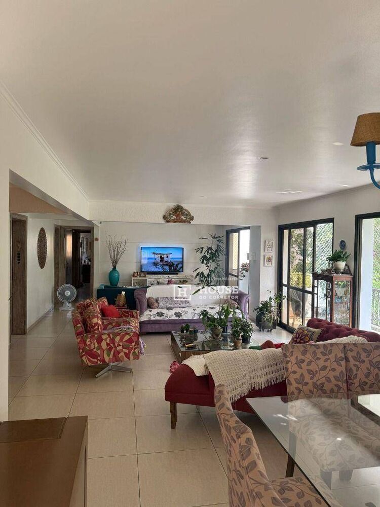 Apartamento, 3 quartos, 198 m² - Foto 1