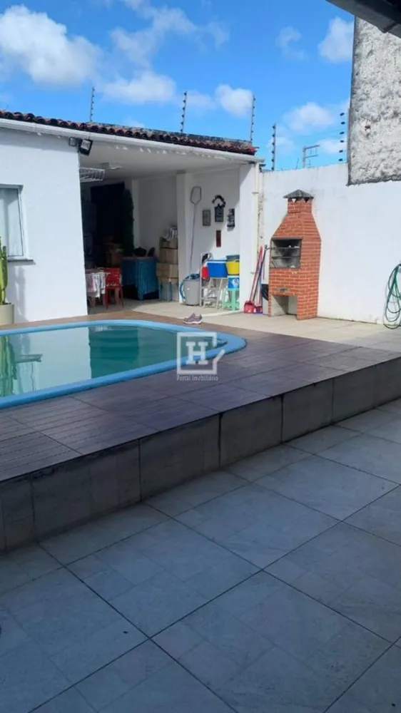 Casa, 4 quartos, 250 m² - Foto 1