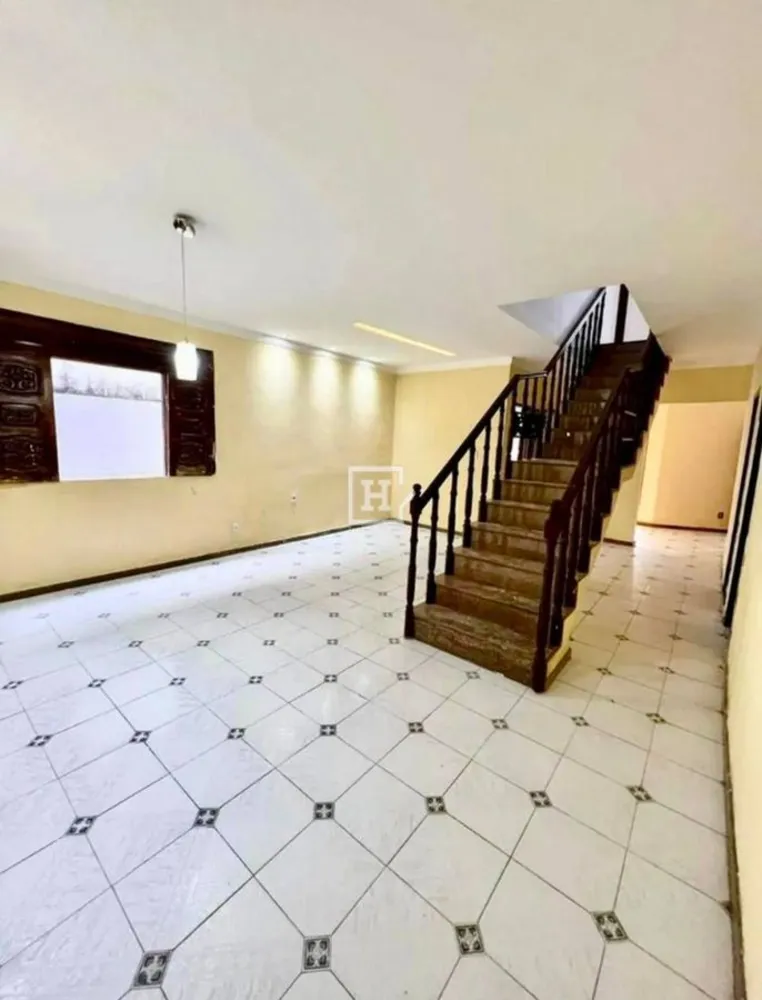 Casa, 4 quartos, 320 m² - Foto 2