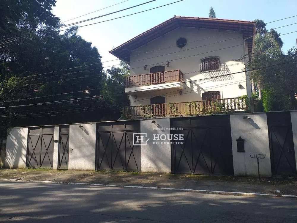 Casa para alugar com 4 quartos, 380m² - Foto 2