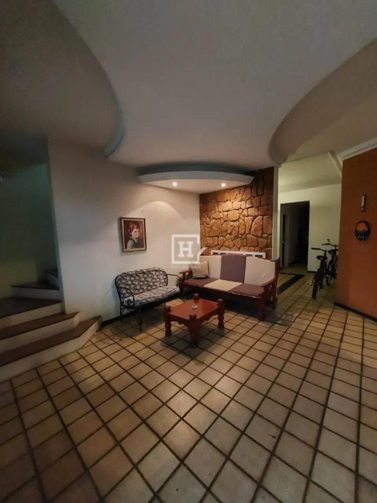 Casa, 4 quartos, 310 m² - Foto 1