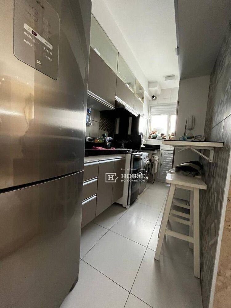 Apartamento à venda com 2 quartos, 59m² - Foto 4