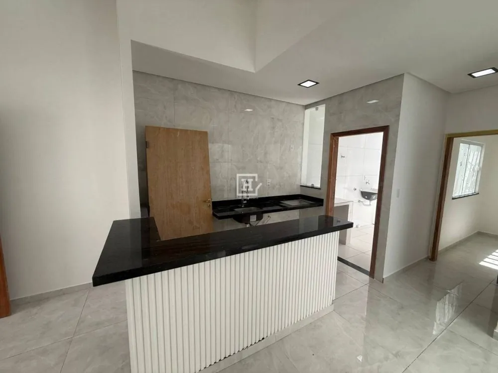 Casa, 2 quartos, 200 m² - Foto 2