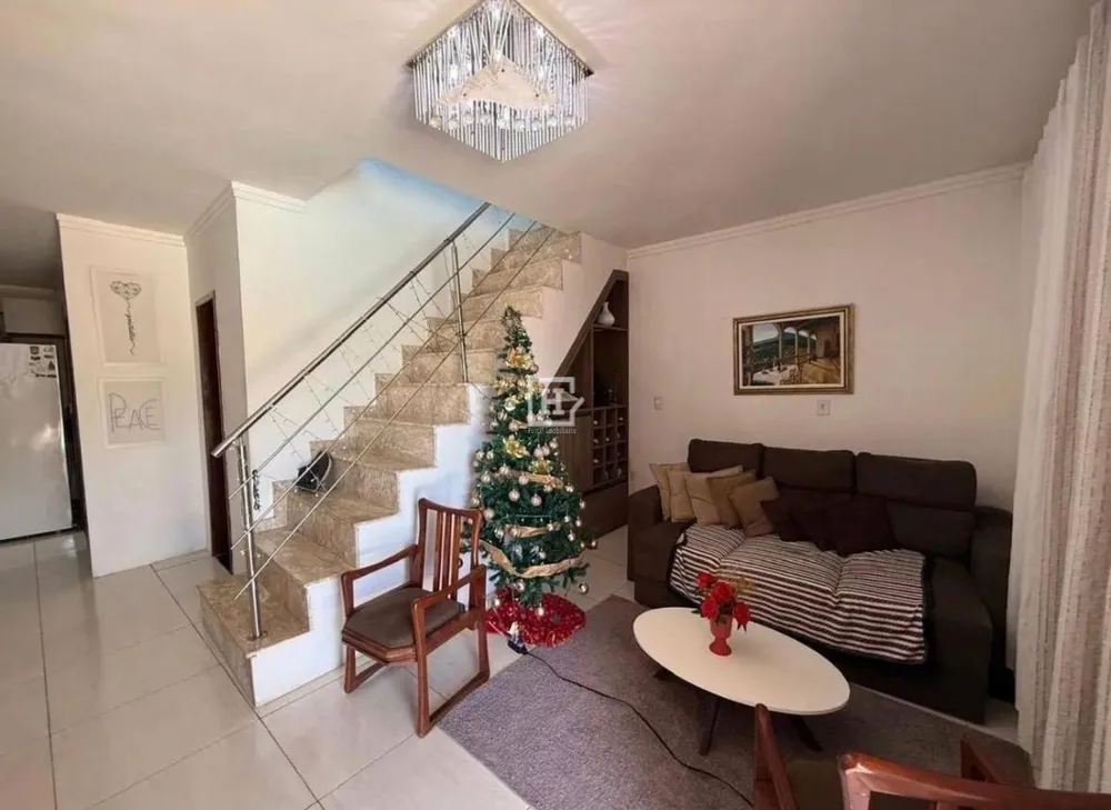 Casa, 5 quartos, 264 m² - Foto 2