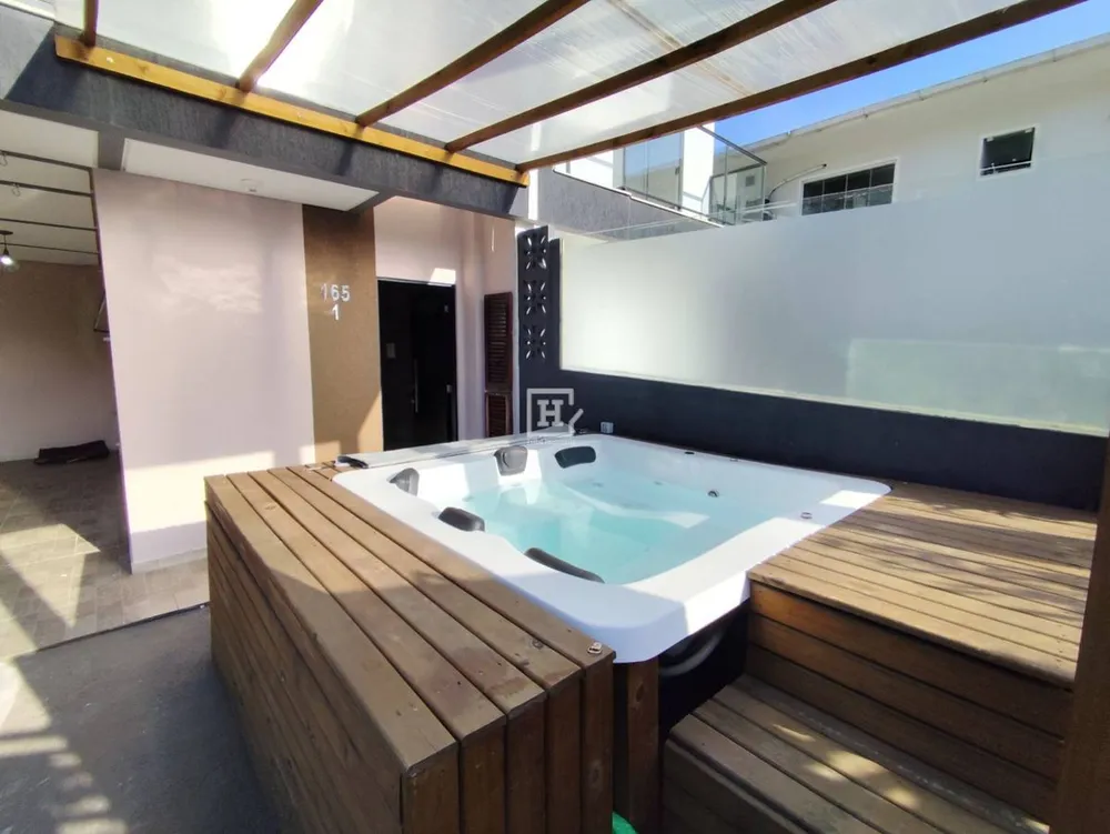 Casa, 3 quartos, 128 m² - Foto 1