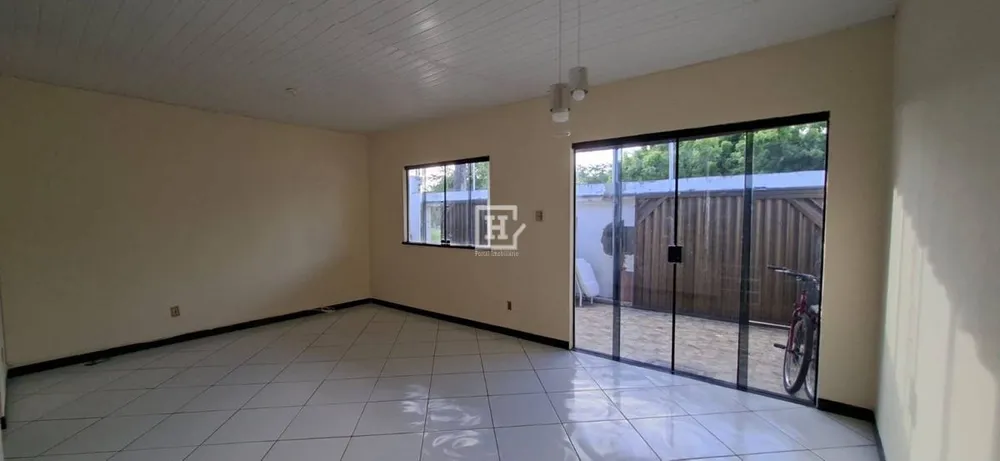 Casa, 2 quartos, 180 m² - Foto 1