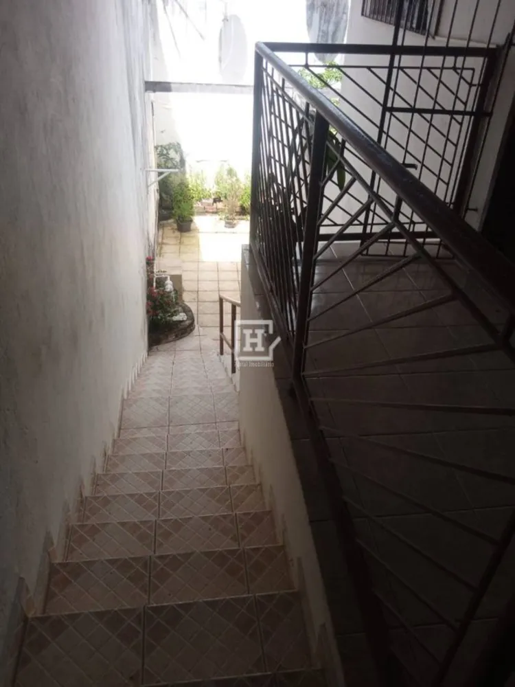 Casa, 3 quartos, 215 m² - Foto 1