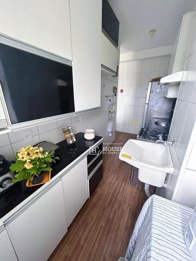 Apartamento à venda com 2 quartos, 65m² - Foto 4