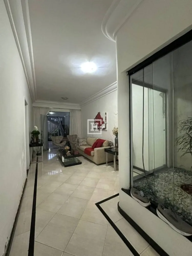 Casa, 5 quartos, 172 m² - Foto 2