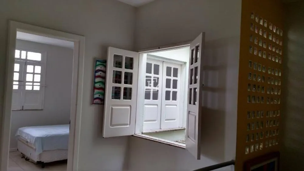 Casa, 5 quartos, 211 m² - Foto 3