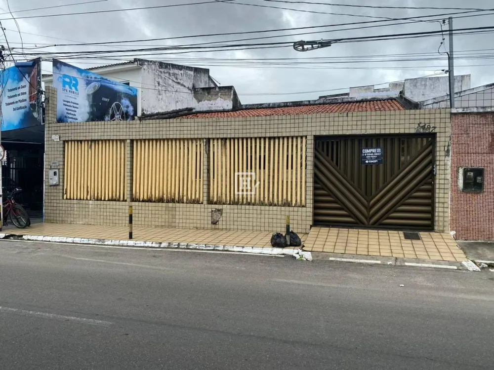 Casa, 3 quartos, 300 m² - Foto 1
