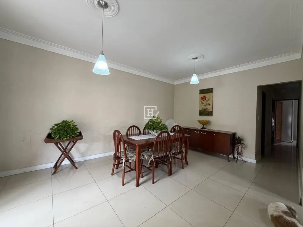 Casa, 6 quartos, 359 m² - Foto 2