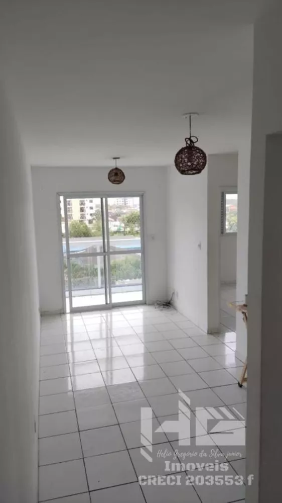 Apartamento à venda com 2 quartos, 50m² - Foto 3