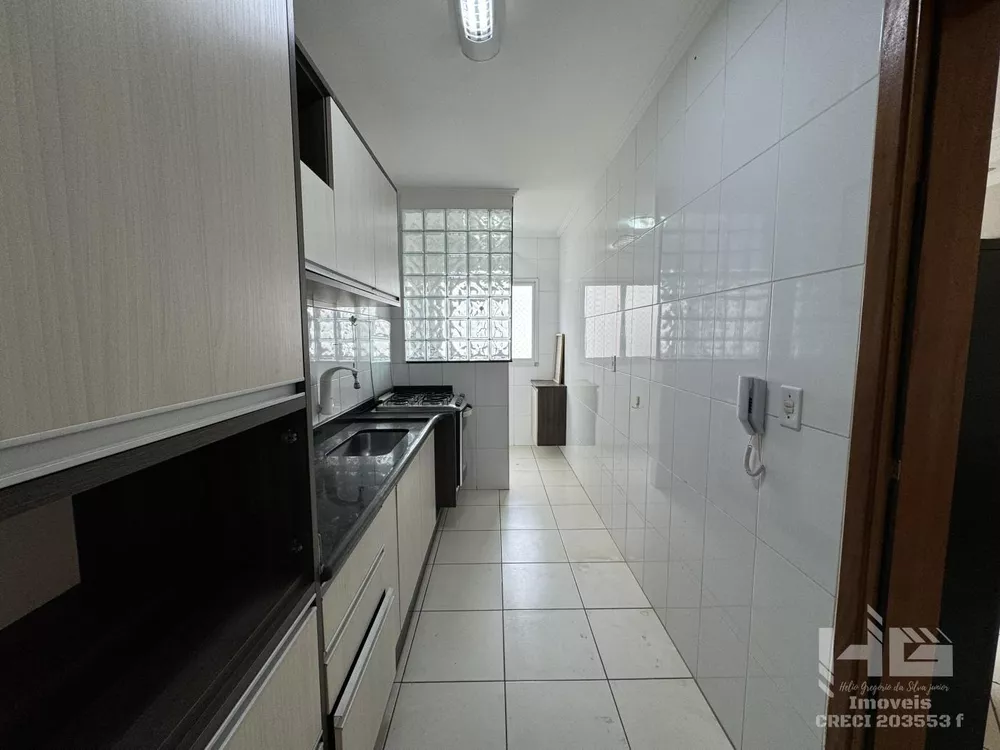 Apartamento à venda com 2 quartos, 61m² - Foto 7