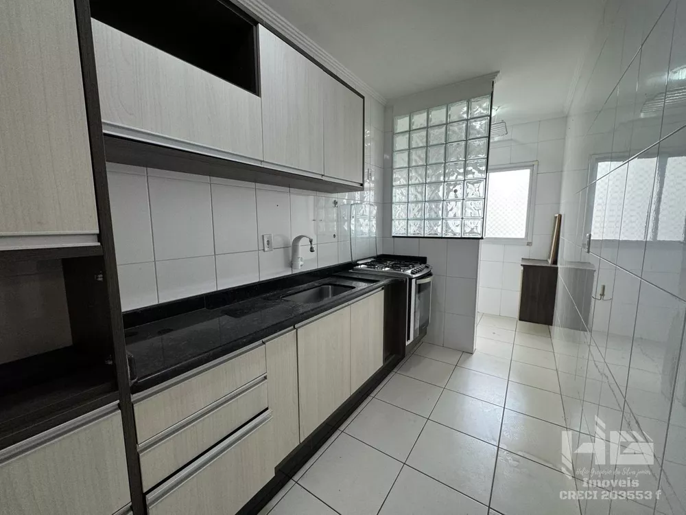 Apartamento à venda com 2 quartos, 61m² - Foto 8