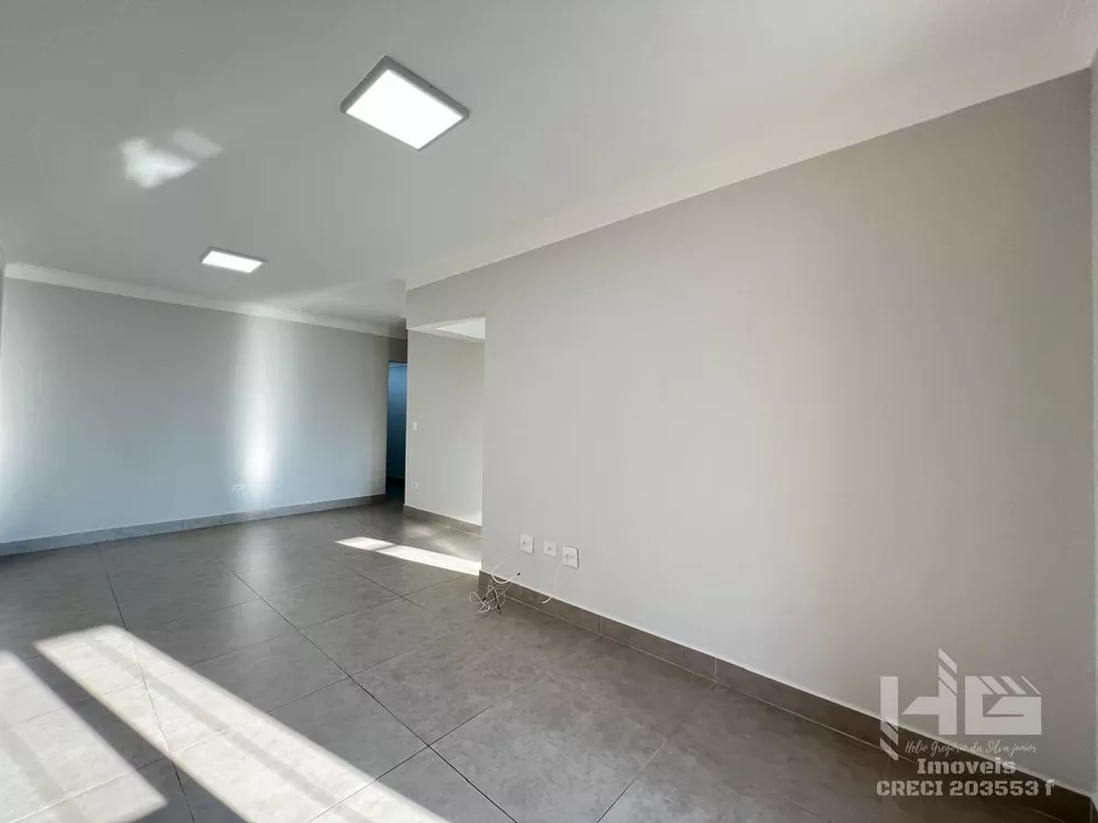 Apartamento à venda com 2 quartos, 95m² - Foto 3