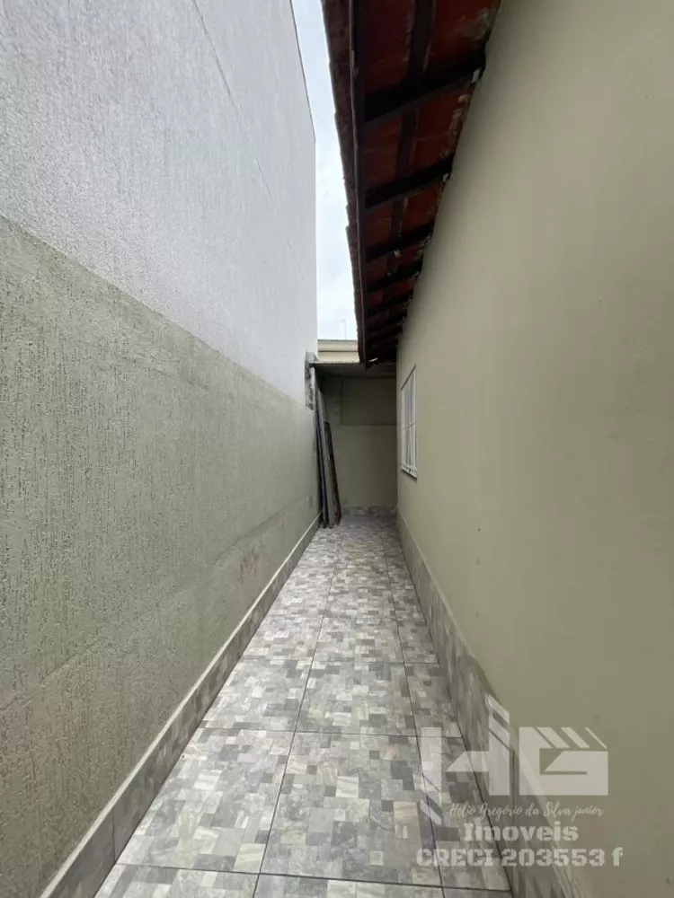 Casa à venda com 2 quartos, 130m² - Foto 3