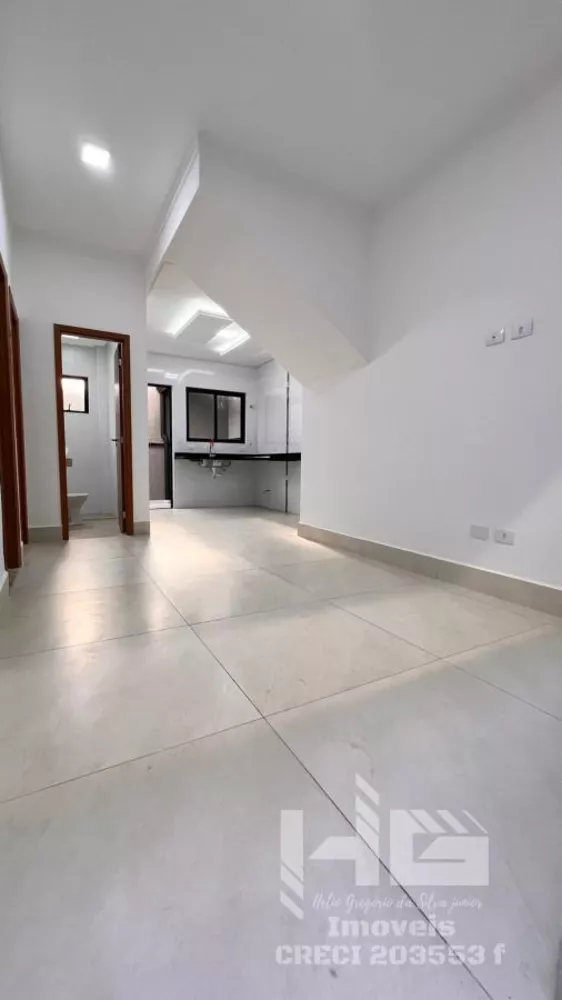 Casa à venda com 2 quartos, 89m² - Foto 4