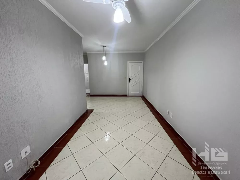 Apartamento à venda com 3 quartos, 96m² - Foto 3