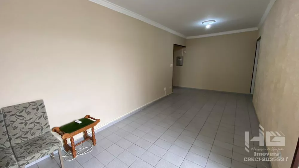 Apartamento à venda com 2 quartos, 80m² - Foto 4