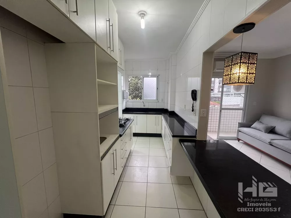 Apartamento à venda com 2 quartos, 61m² - Foto 12