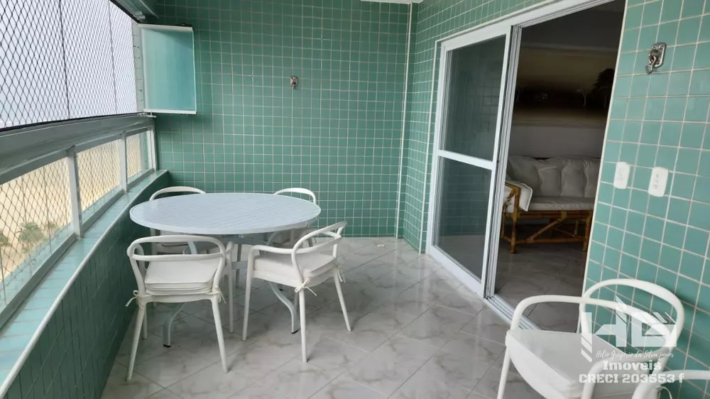 Apartamento à venda com 3 quartos, 144m² - Foto 3