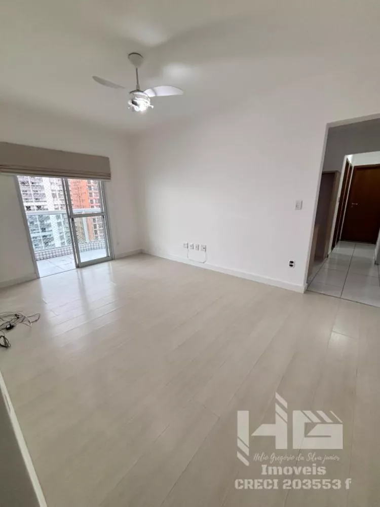 Apartamento à venda com 2 quartos, 80m² - Foto 2