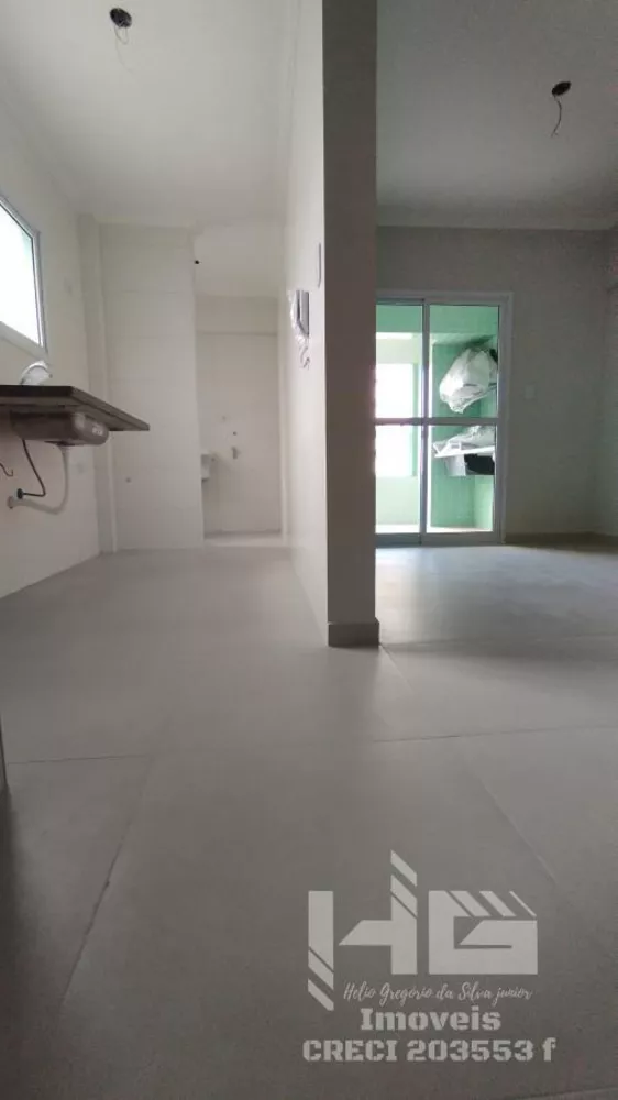 Apartamento à venda com 2 quartos, 72m² - Foto 1