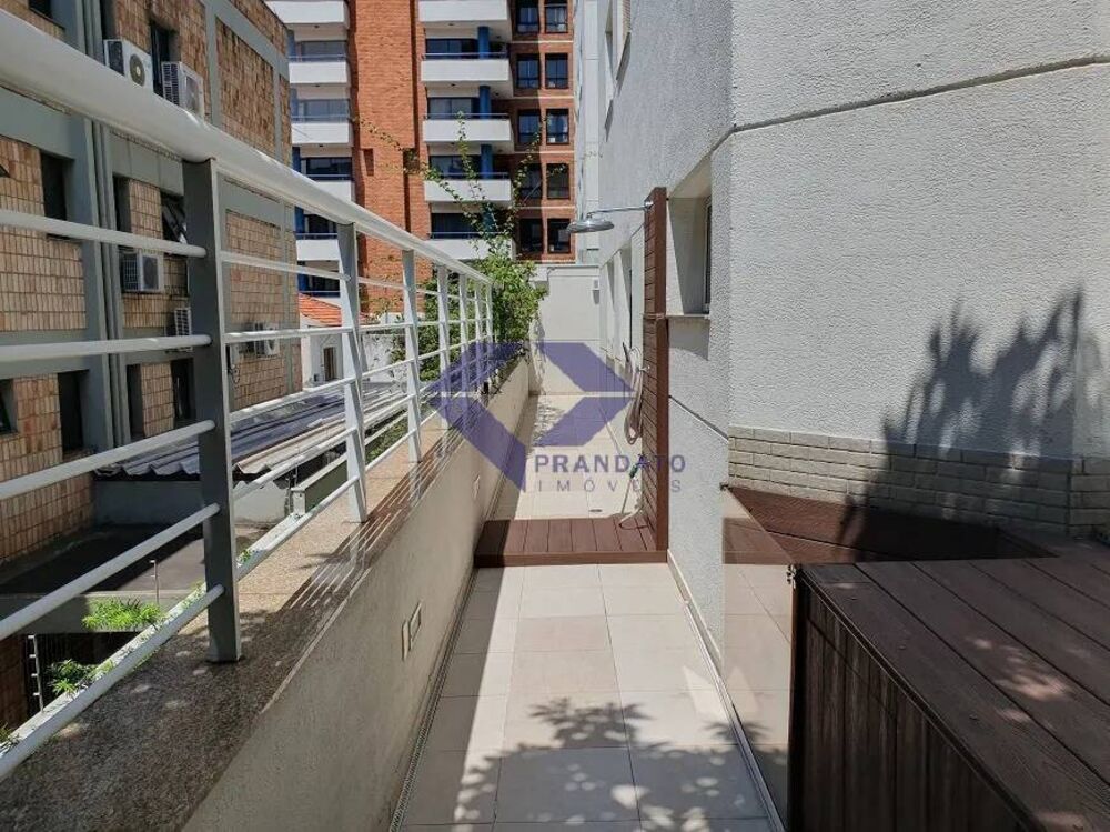 Apartamento, 3 quartos, 220 m² - Foto 2