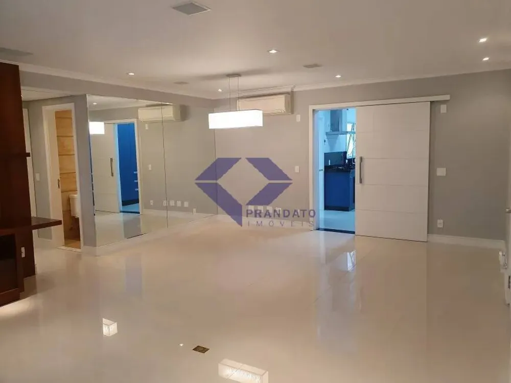 Apartamento, 3 quartos, 220 m² - Foto 2
