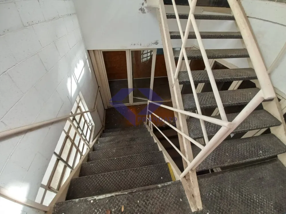 Depósito-Galpão, 570 m² - Foto 1