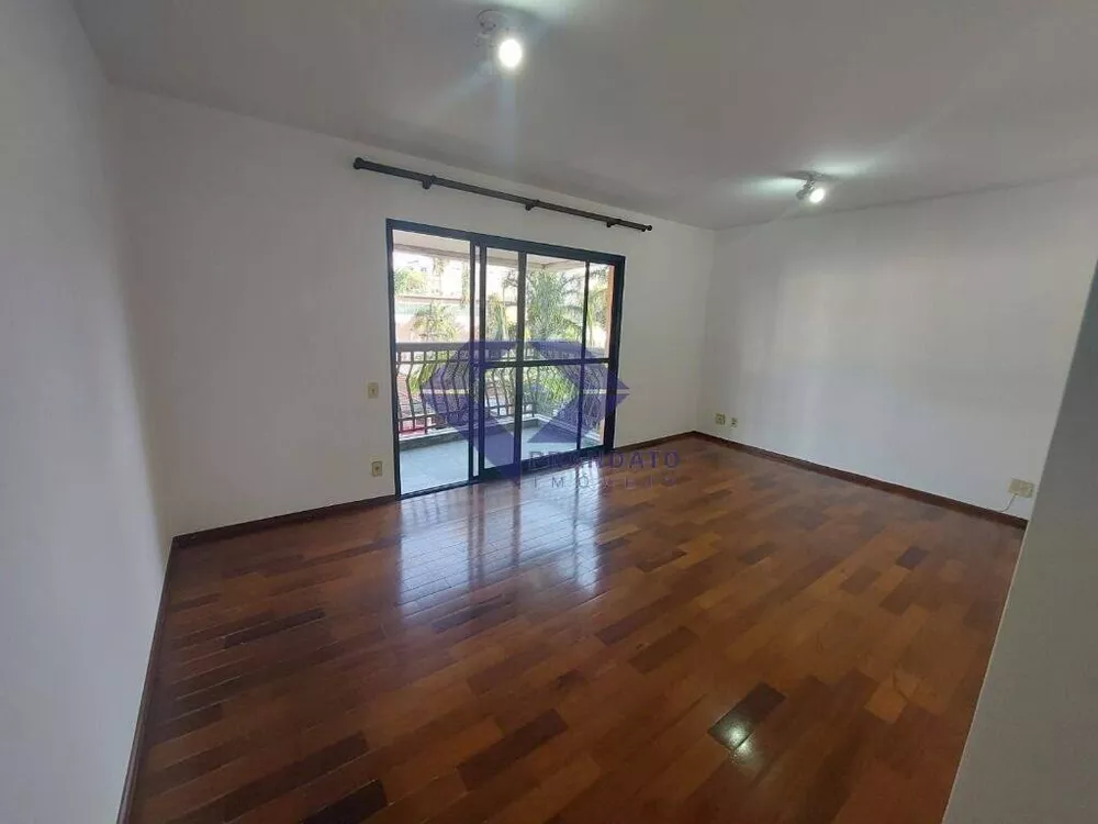 Apartamento à venda com 3 quartos, 105m² - Foto 1