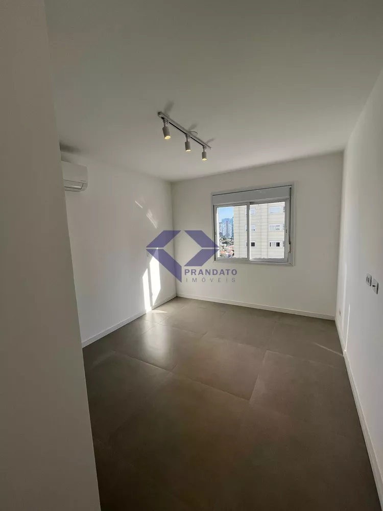 Apartamento para alugar com 2 quartos, 81m² - Foto 4