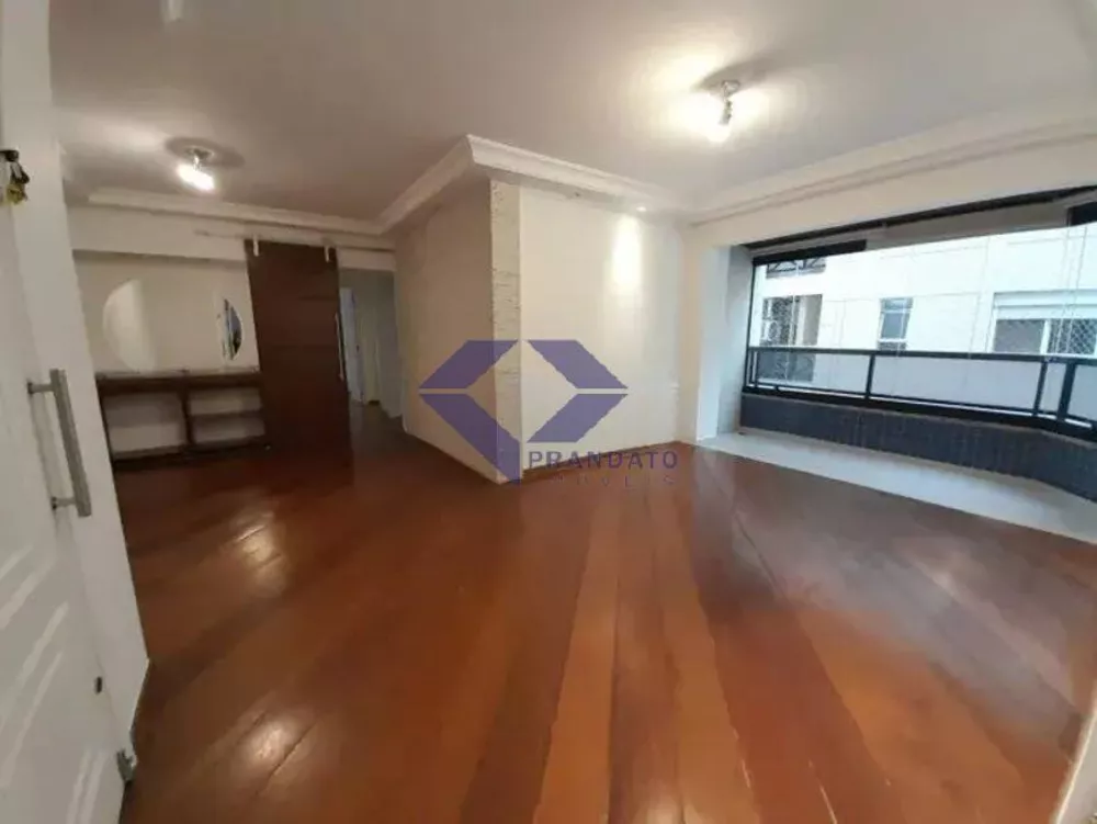 Apartamento à venda com 3 quartos, 116m² - Foto 1