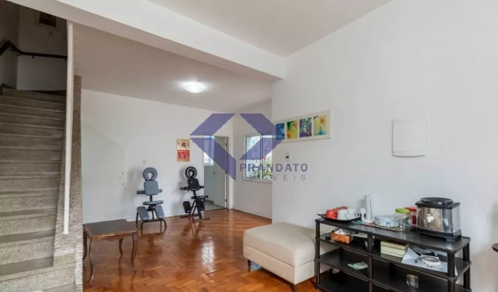 Casa à venda com 3 quartos, 180m² - Foto 2