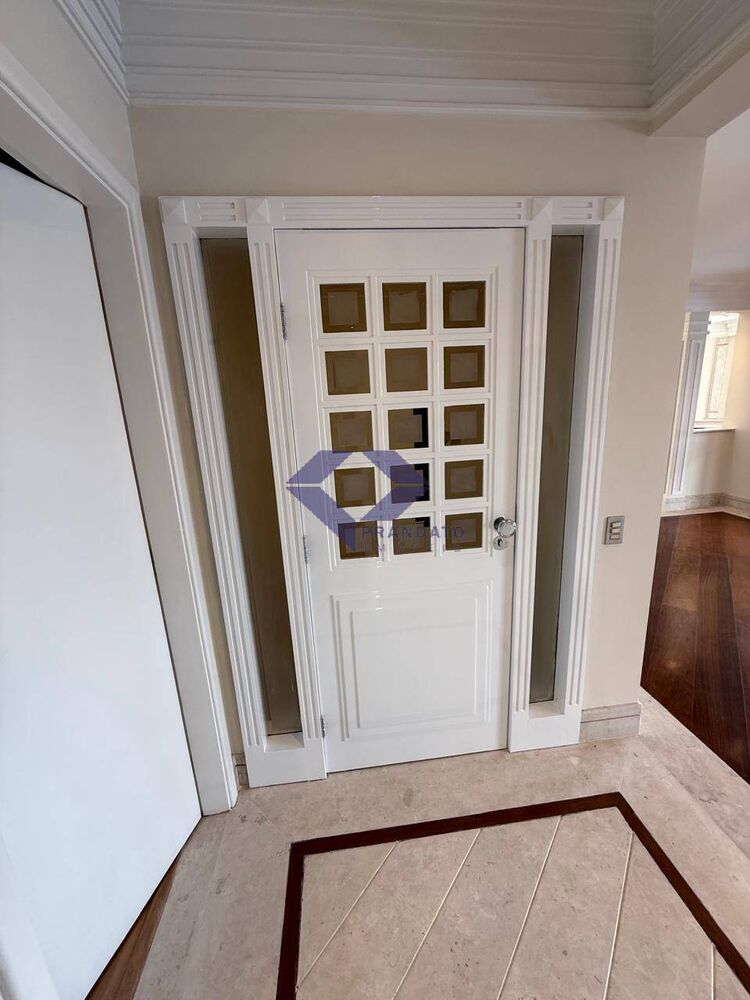 Apartamento, 3 quartos, 216 m² - Foto 1