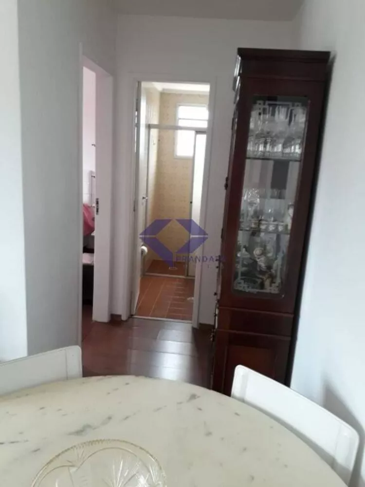 Apartamento à venda com 1 quarto, 45m² - Foto 4