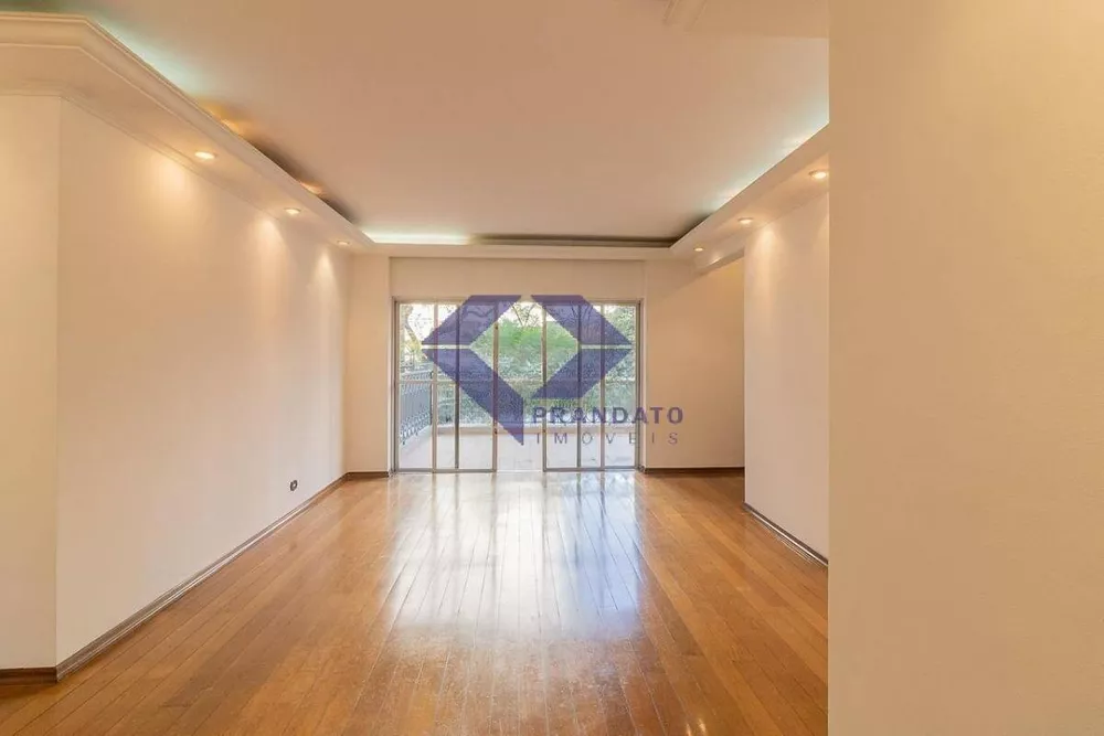 Apartamento à venda com 3 quartos, 145m² - Foto 3